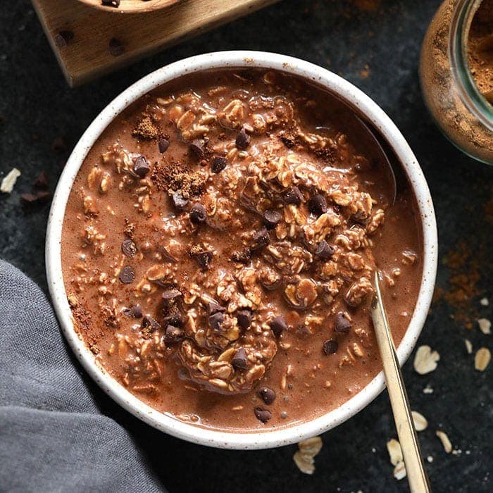 Easy Vegan Chocolate Chai Overnight Oats: Prep for Healthy Mornings